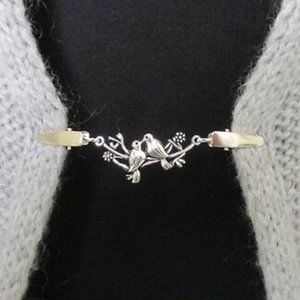 Sweater,  Blouse, Shawl, Clips ~  Birds ~ Cardigan ~ Bronze Or Silver